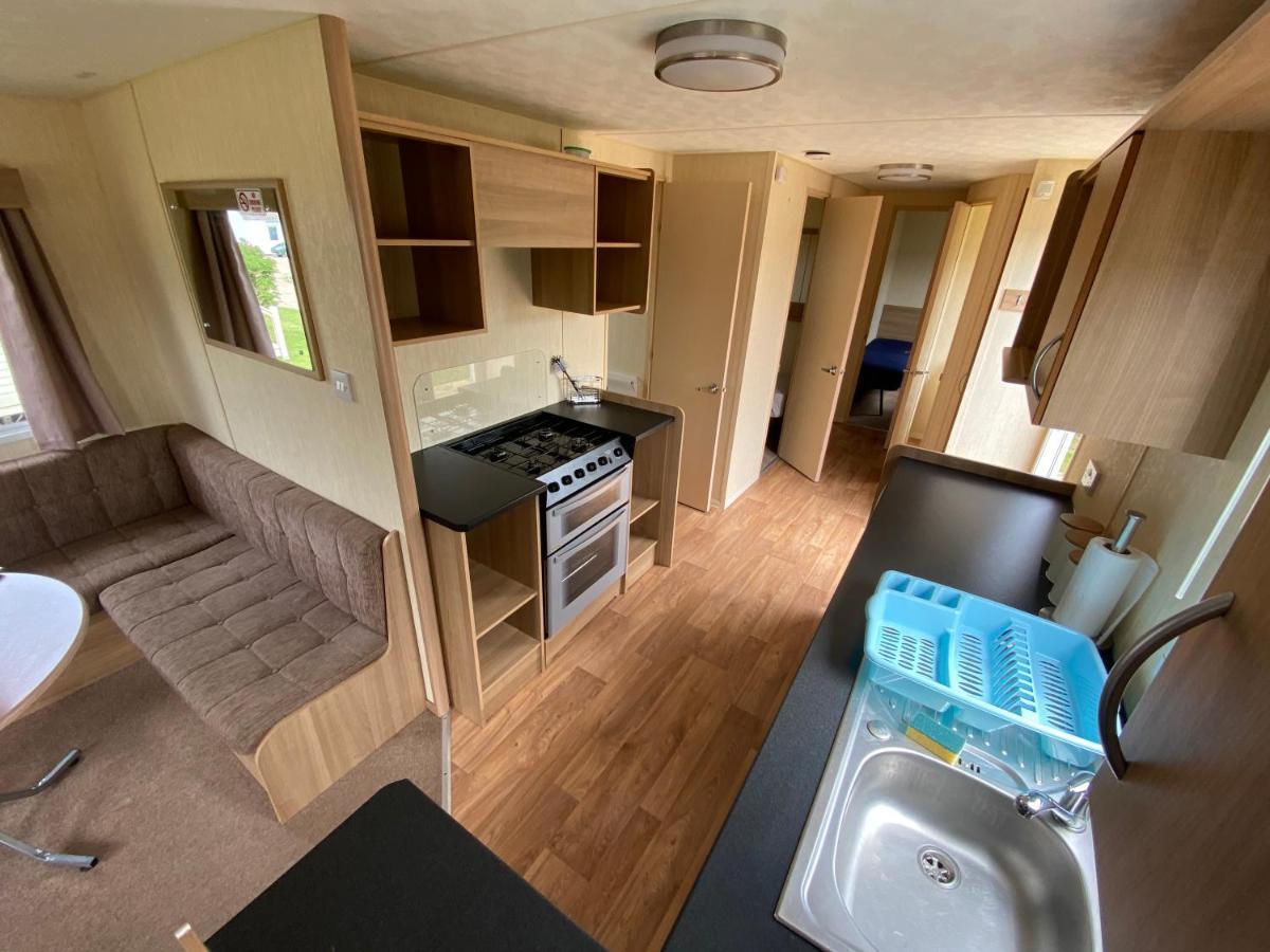 3 Bed 8 Berth Caravan In California Cliffs - M1 그레이트야머스 외부 사진