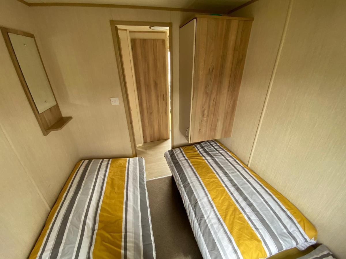 3 Bed 8 Berth Caravan In California Cliffs - M1 그레이트야머스 외부 사진