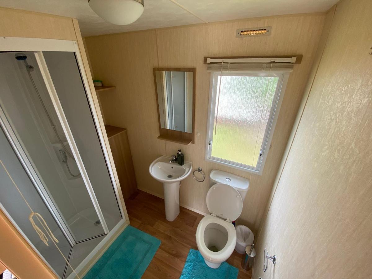 3 Bed 8 Berth Caravan In California Cliffs - M1 그레이트야머스 외부 사진